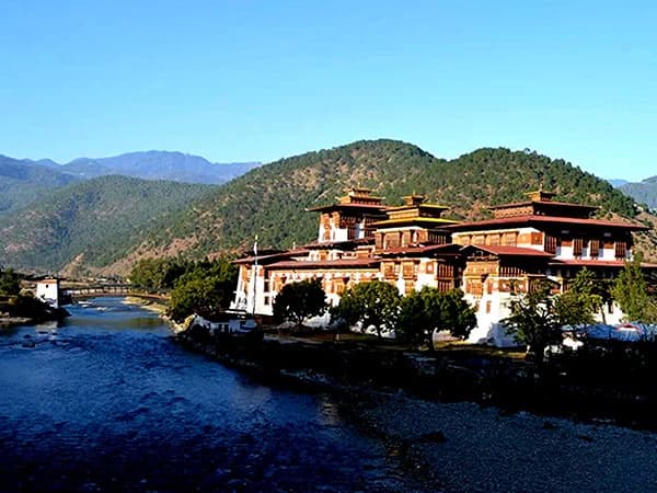 04 Nights / 05 Days Bhutan Tour